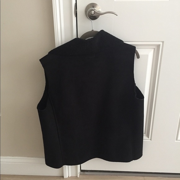 Lauren Suede vest - Picture 2 of 3